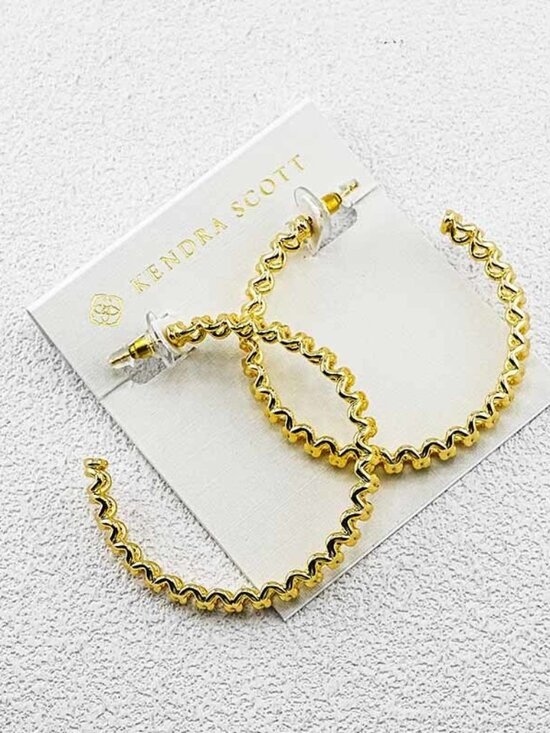 Kendra Scott Jewelry - Kendra Scott Wave Earrings